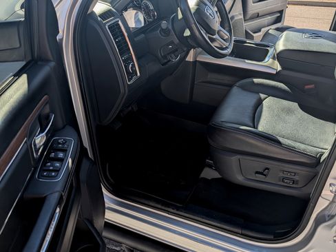 Used 2017 RAM 2500 Laramie w/ Sport Appearance Group image 6