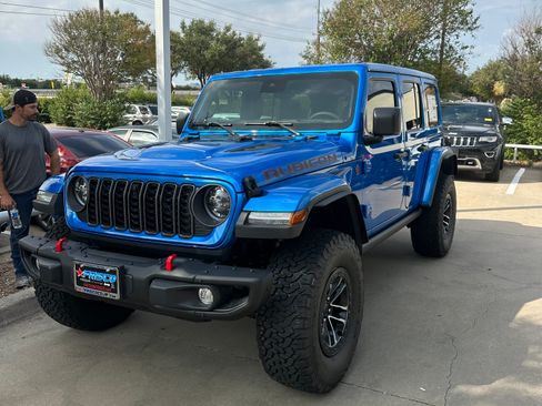 Used 2024 Jeep Wrangler Unlimited Rubicon image 5