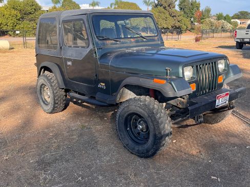 Used 1994 Jeep Wrangler S AWD/4WD image 2