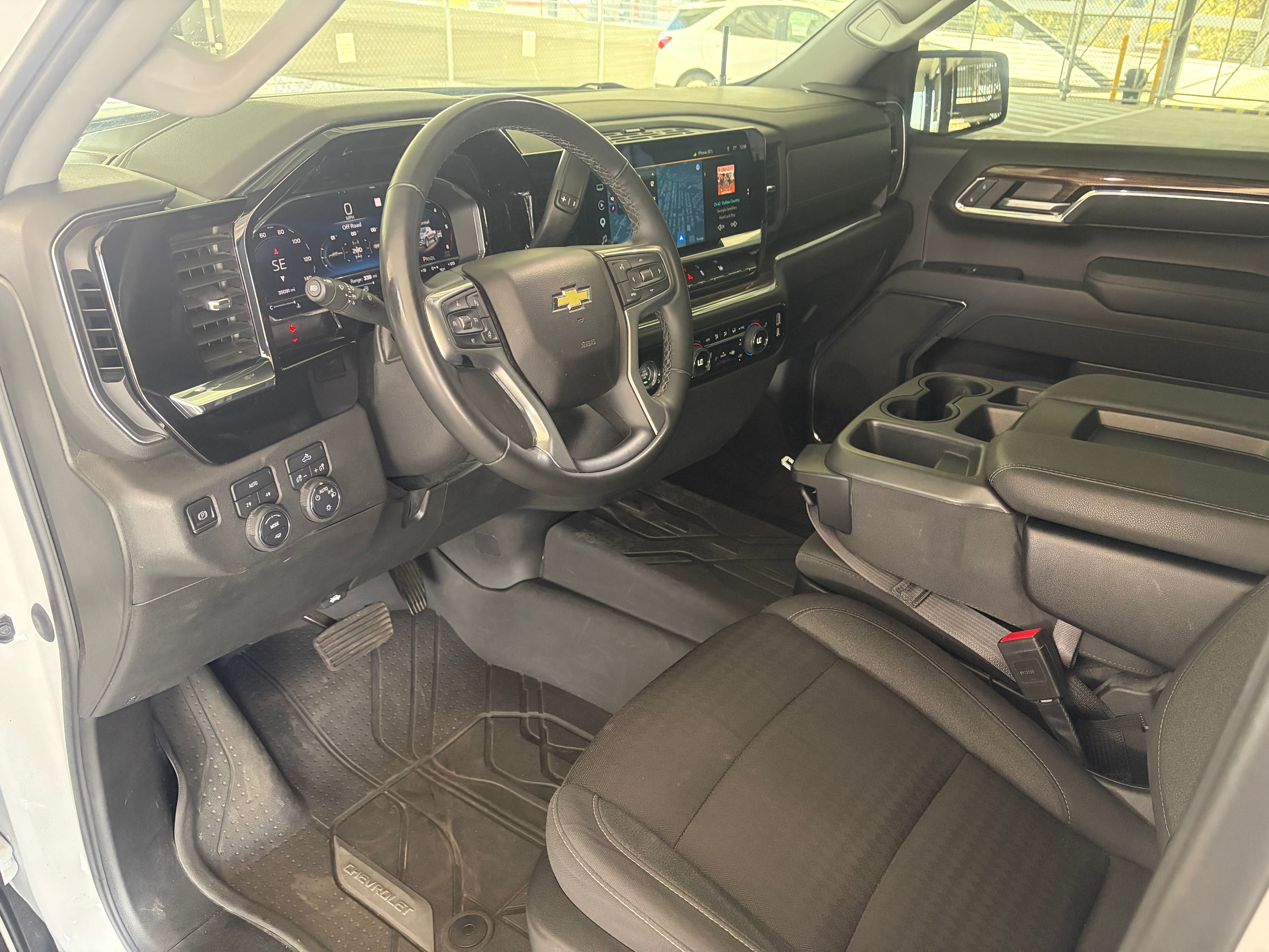 Used 2023 Chevrolet Silverado 1500 LT w/ Protection Package AWD/4WD image 10