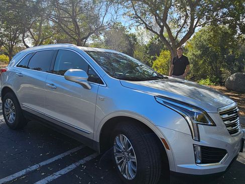 Used 2018 Cadillac XT5 Luxury w/ Driver Awareness Package image 12