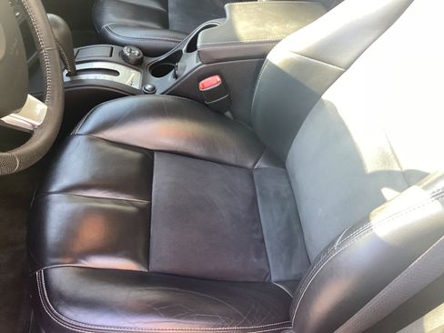 Used 2006 Pontiac Grand Prix GXP w/ Sun And Sound Package image 22