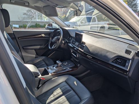 Used 2019 Audi Q5 2.0T Premium image 6