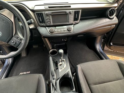 Used 2014 Toyota RAV4 XLE image 13
