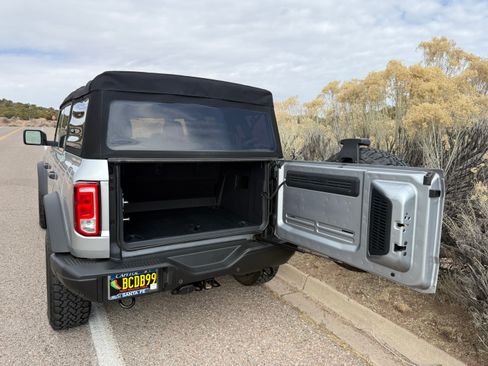 Used 2021 Ford Bronco Black Diamond image 9