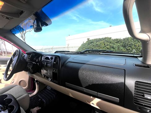 Used 2007 Chevrolet Silverado 1500 LT w/ 1LT Convenience Package image 19