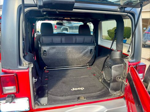 Used 2013 Jeep Wrangler Sahara w/ Connectivity Group image 12