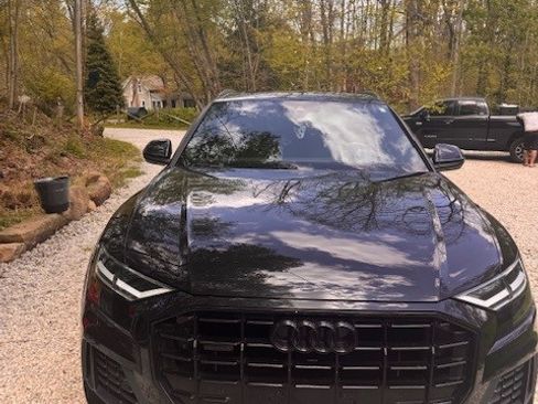Used 2019 Audi Q8 Premium AWD/4WD image 4