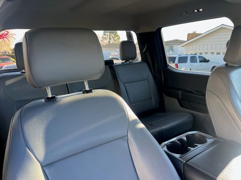 Used 2022 Ford F150 Lightning Pro image 8