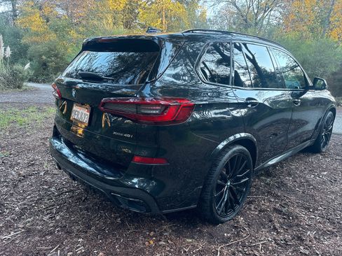 Used 2020 BMW X5 xDrive40i w/ M Sport Package image 9