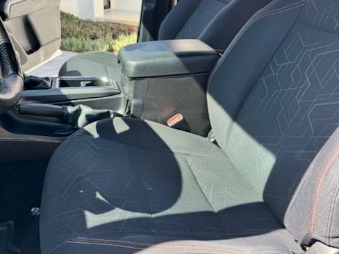 Used 2016 Toyota Tacoma TRD Sport image 21