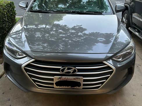 Used 2018 Hyundai Elantra SEL FWD image 6
