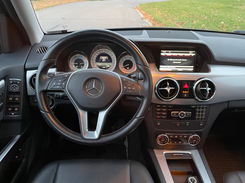 Used 2015 Mercedes-Benz GLK 350 4MATIC image 24