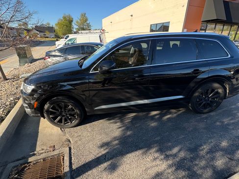 Used 2018 Audi Q7 3.0T Premium Plus w/ Premium Plus Package image 4