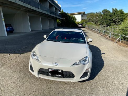 Used 2013 Scion FR-S RWD image 11