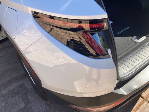 Used 2022 Hyundai Tucson SEL image 2