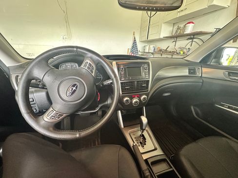 Used 2013 Subaru Forester 2.5X Limited AWD/4WD image 14