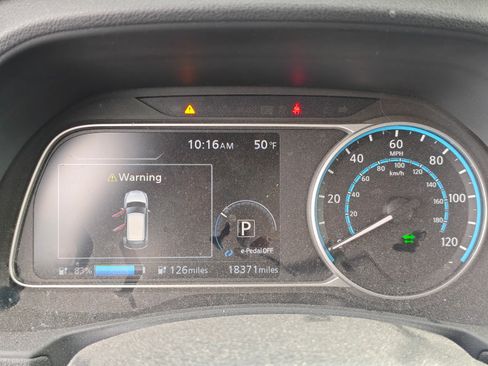 Used 2020 Nissan Leaf SV w/ Protection Package image 2