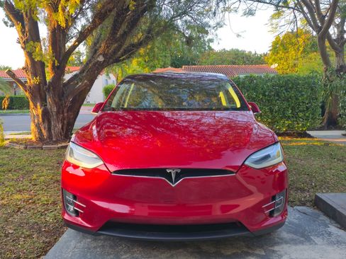 Used 2017 Tesla Model X 100D image 13