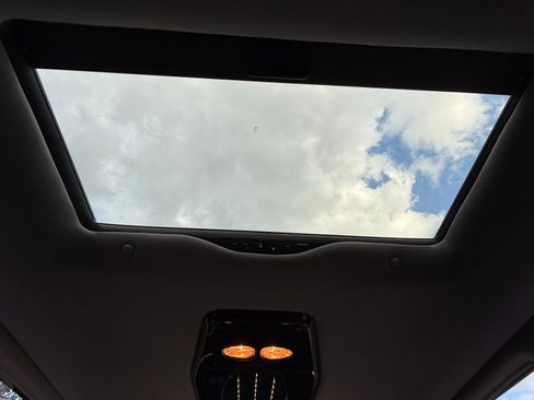 Used 2019 GMC Savana 2500 image 19