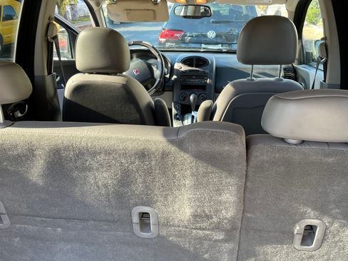 Used 2005 Saturn Vue 2WD image 11