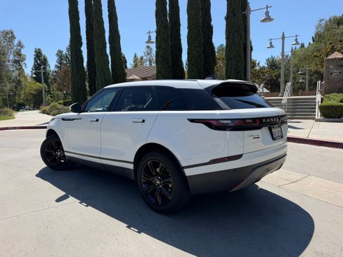 Used 2020 Land Rover Range Rover Velar S AWD/4WD image 9