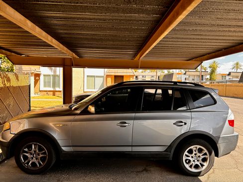 Used 2004 BMW X3 2.5i image 5