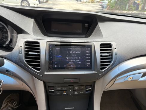 Used 2010 Acura TSX Sedan FWD image 13