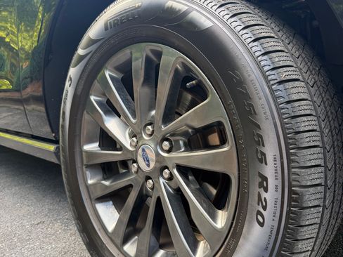 Used 2020 Ford Expedition Max Limited RWD image 6