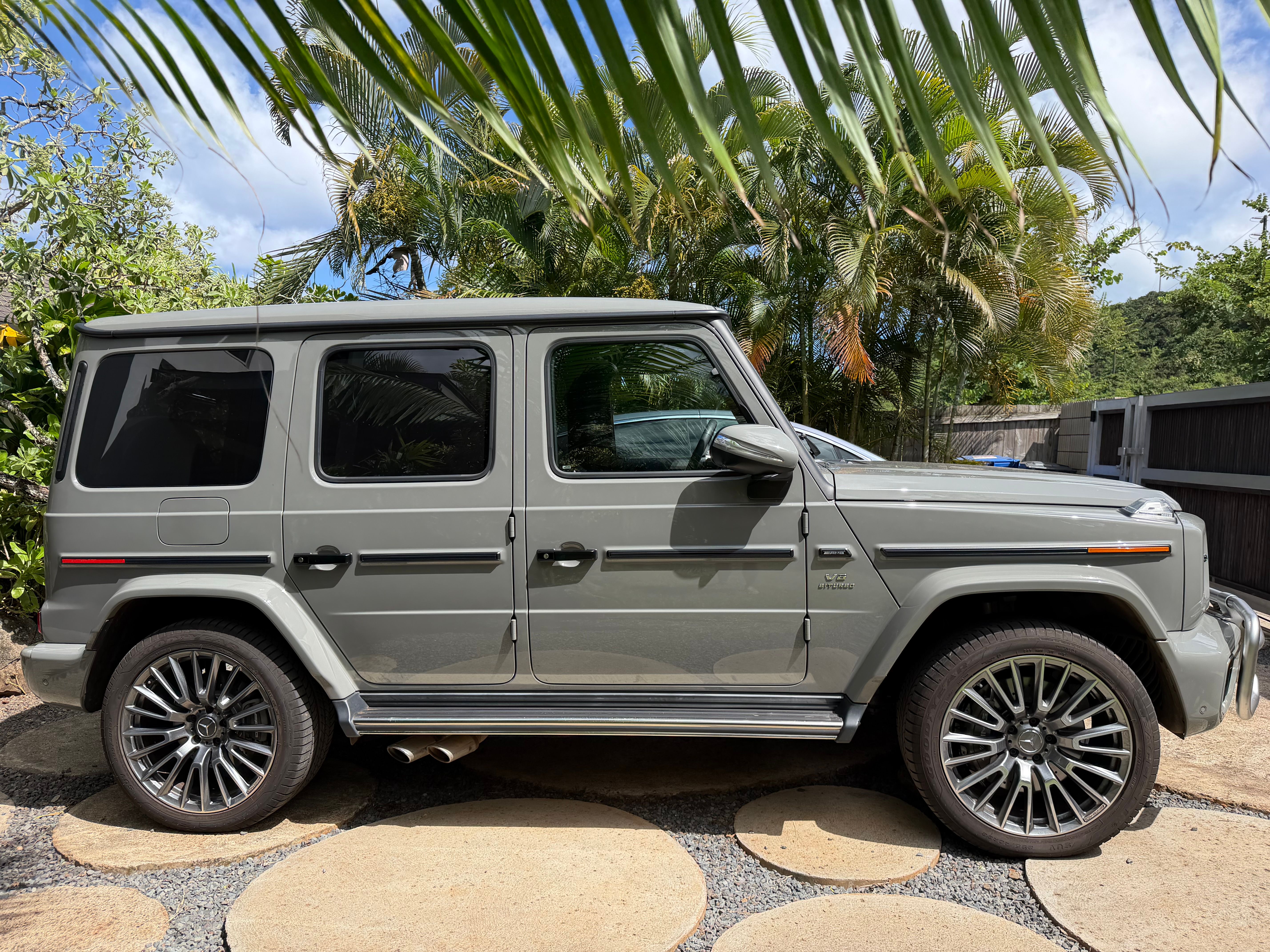 Used 2025 Mercedes-Benz G 63 AMG 4MATIC image 2