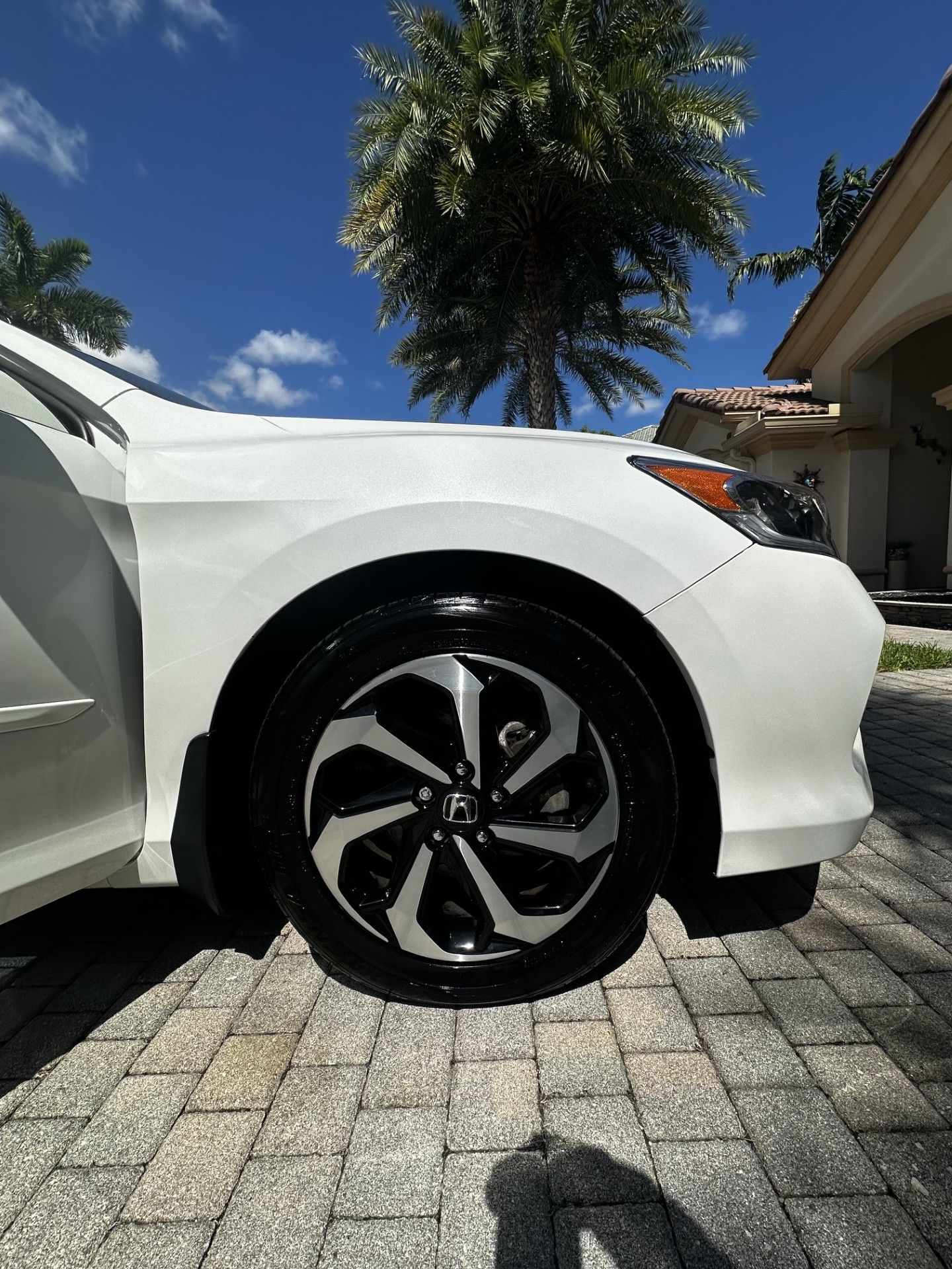 Used 2016 Honda Accord EX image 12