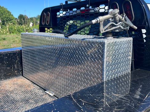 Used 2019 Ford F550 2WD Crew Cab Super Duty image 12