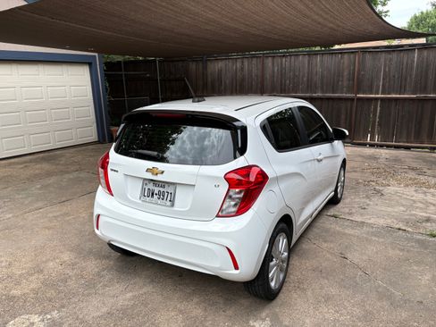 Used 2018 Chevrolet Spark LT FWD image 19