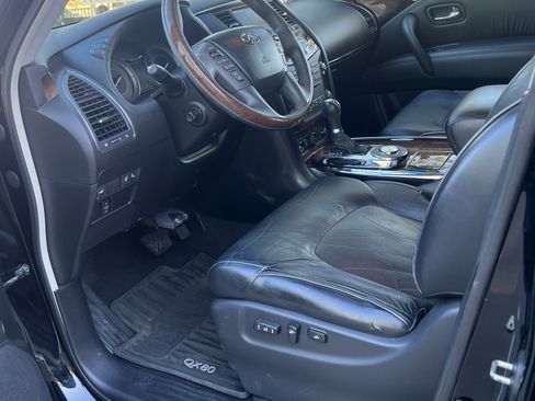 Used 2014 INFINITI QX80 2WD w/ Deluxe Touring Package image 19
