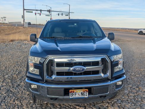 Used 2015 Ford F150 XLT image 2