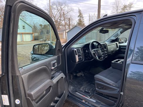 Used 2017 Chevrolet Silverado 1500 LT w/ All Star Edition image 6
