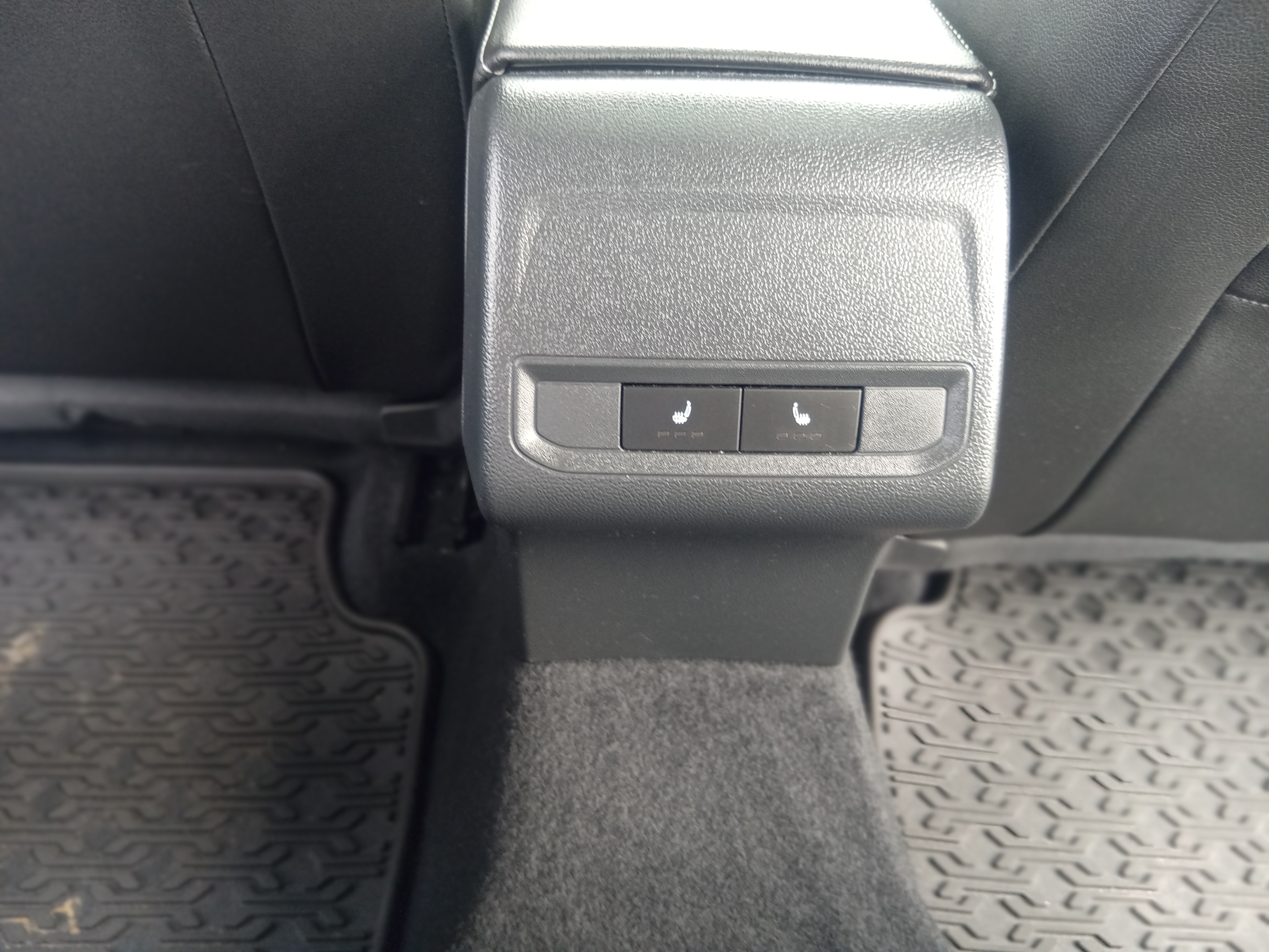 Used 2019 Volkswagen Jetta R-Line FWD image 17