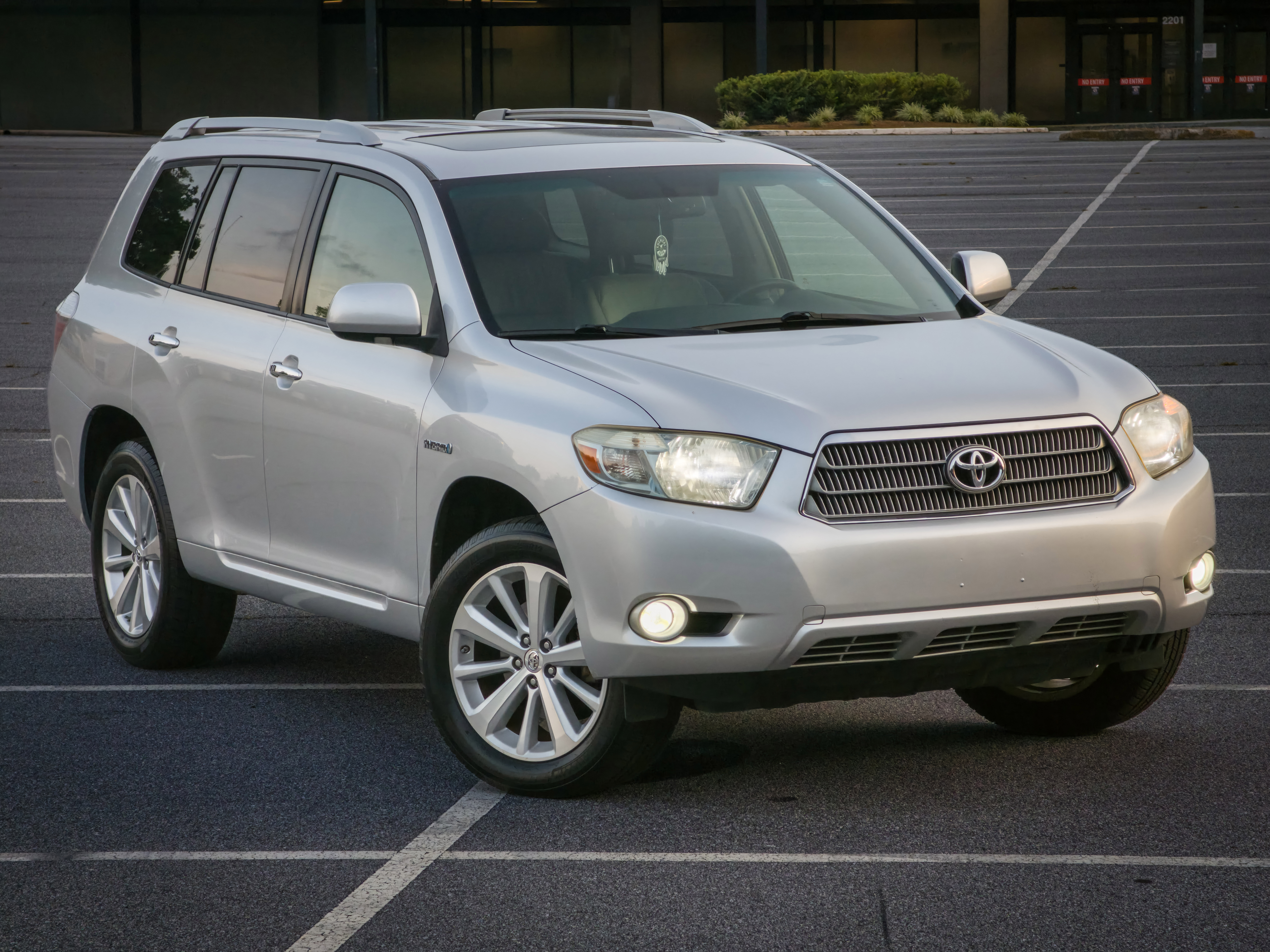 Used 2008 Toyota Highlander Limited AWD/4WD image 1