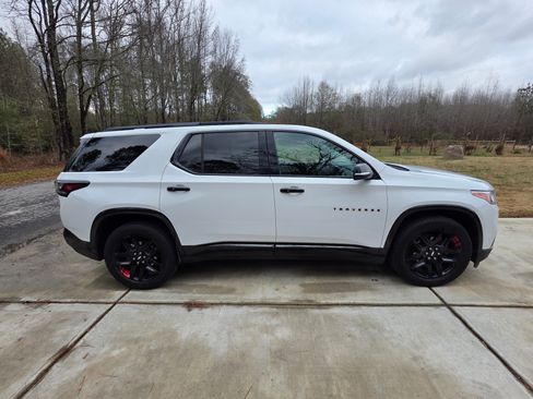 Used 2018 Chevrolet Traverse Premier w/ Redline Edition image 5