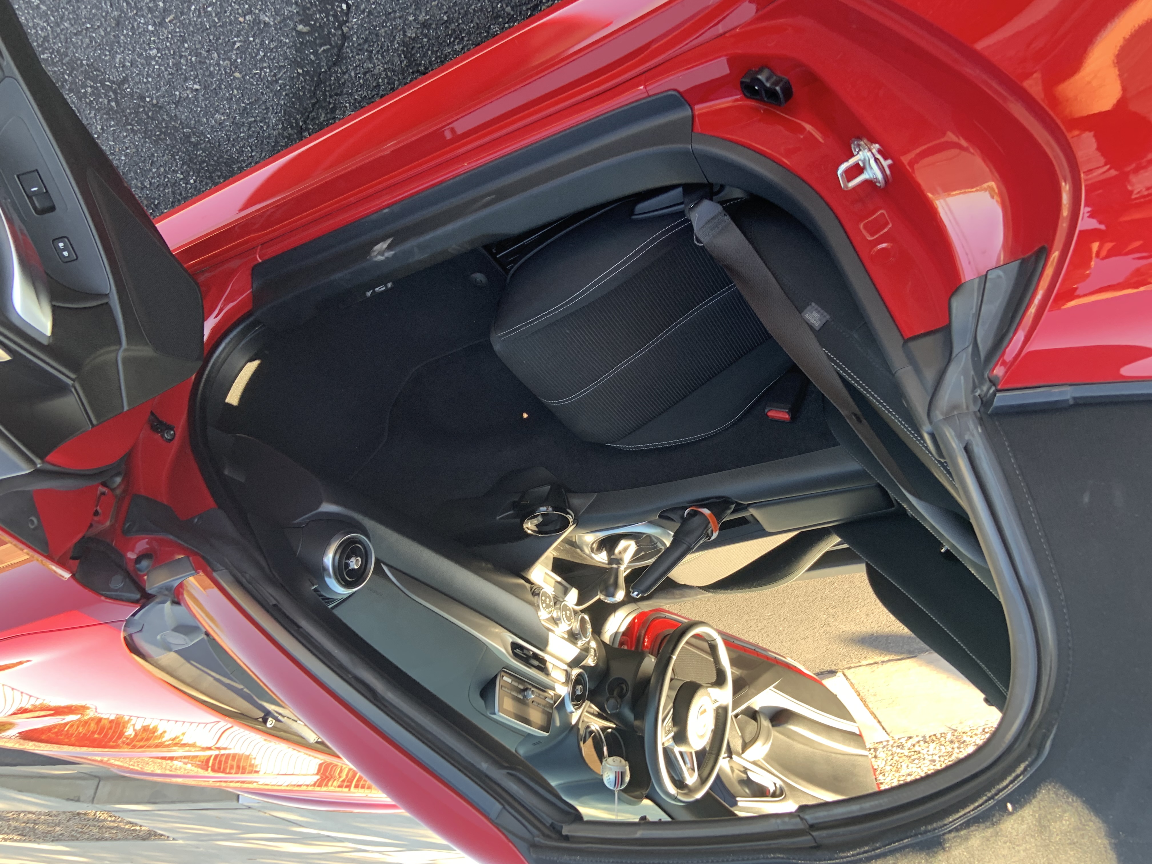 Used 2018 FIAT 124 Spider Classica RWD image 5