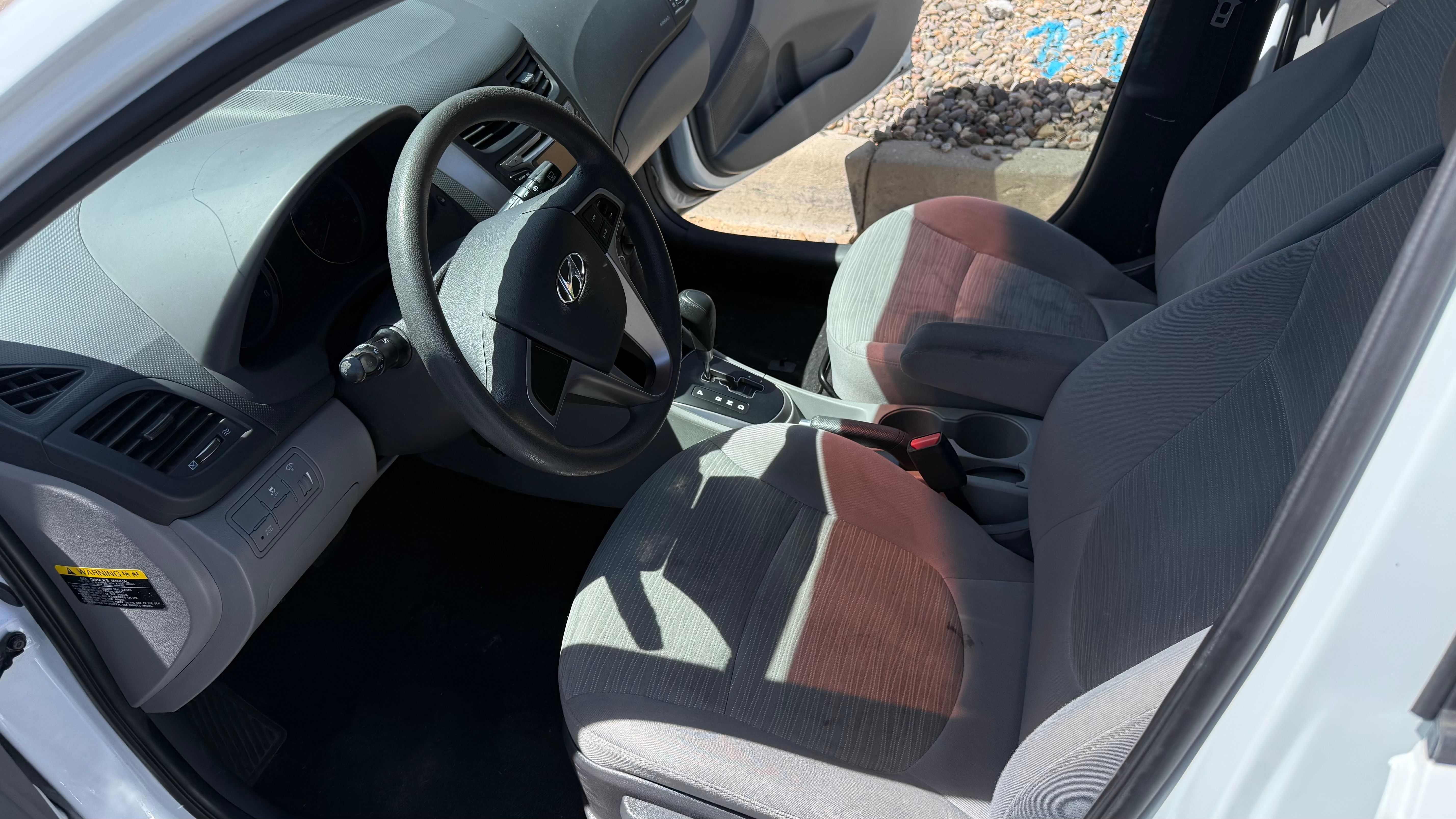 Used 2017 Hyundai Accent SE FWD image 8