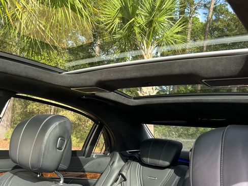 Used 2016 Mercedes-Benz S 63 AMG 4MATIC Sedan image 17