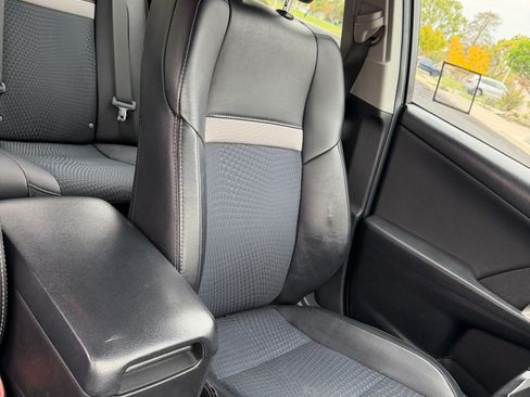 Used 2014 Toyota Camry SE image 31