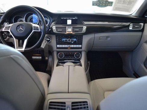 Used 2013 Mercedes-Benz CLS 550 image 12