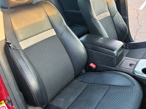 Used 2013 Toyota Camry SE image 12