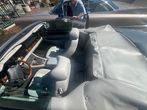 Used 2005 Jaguar XK8 R Convertible 2D image 13