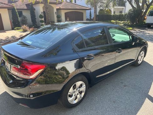 Used 2013 Honda Civic LX image 6