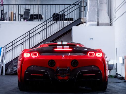 Used 2023 Ferrari SF90 Stradale image 13