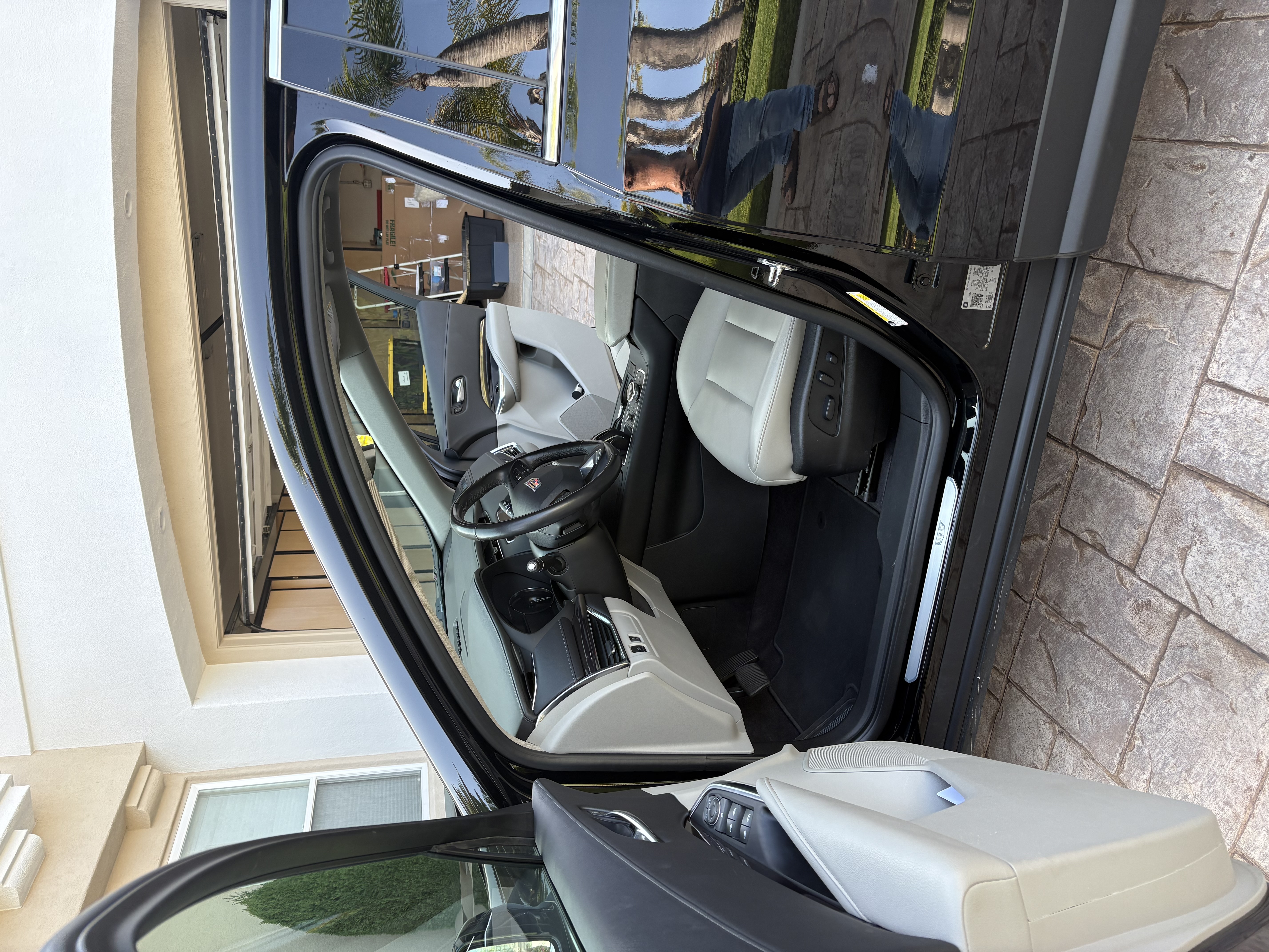 Used 2019 Cadillac XT4 Luxury FWD image 6