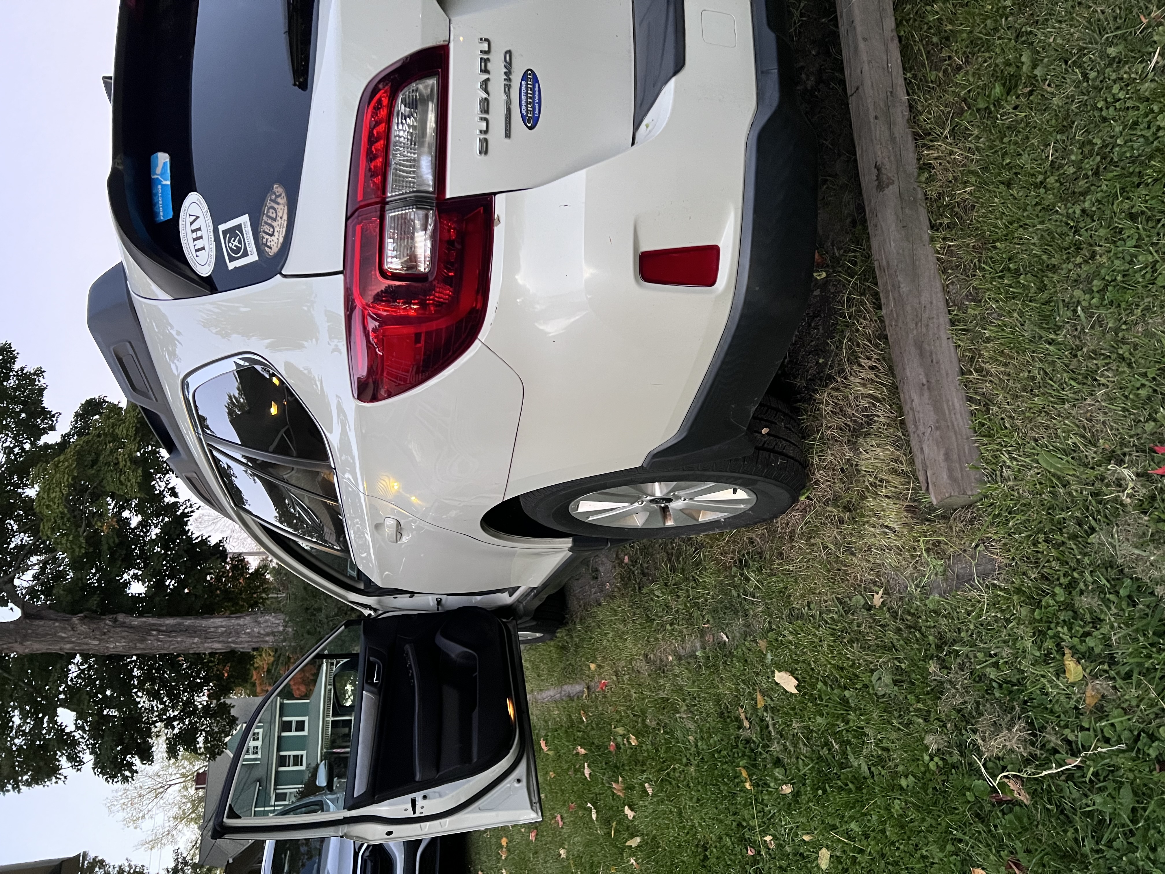 Used 2017 Subaru Outback 2.5i Premium AWD/4WD image 9